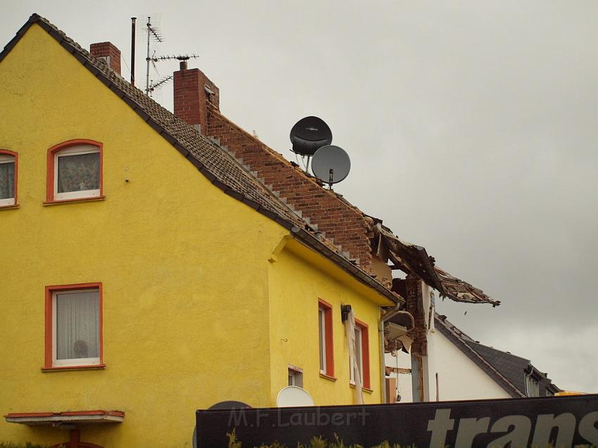 Hausexplosion Bruehl bei Koeln Pingsdorferstr P484.JPG